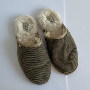 UGG Men's Scuff Logo Slipper 8